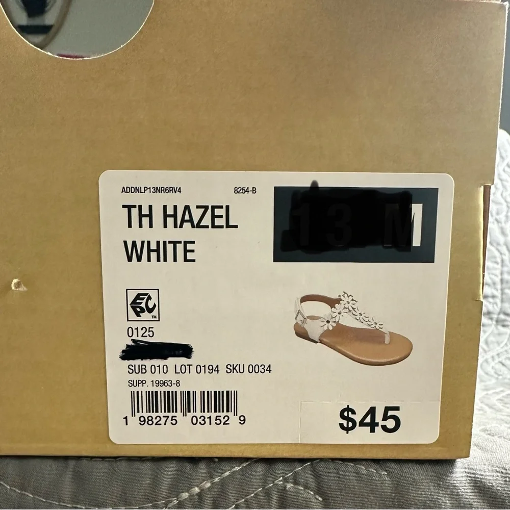 Thereabouts Girls White Hazel Adjustable Strap Flat Sandals NWT Little Girls 13